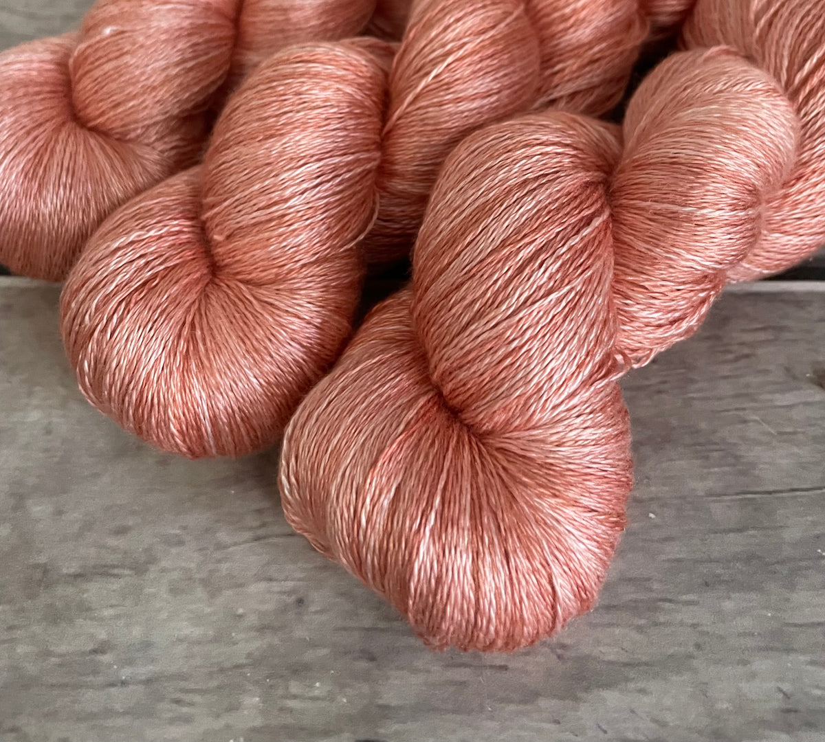 Sandalwood - 2 ply in Mulberry silk - Pekoe (l)