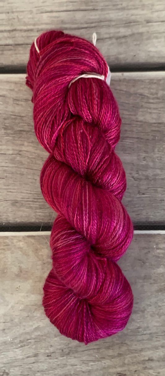 Bush Berries - 3 ply in Mulberry silk - Pekoe hl