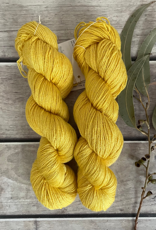You are my Sunshine - 4ply/fingering - silk and merino - Jasmin 4