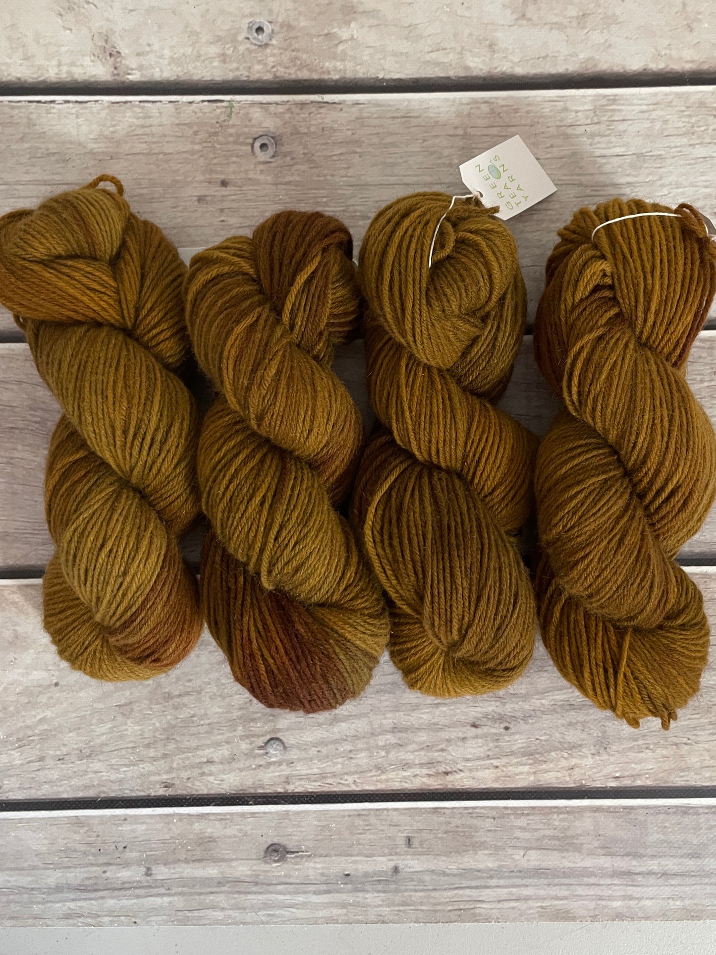 Ming Tile - merino/possom - 8 ply - Kawa Kawa 8