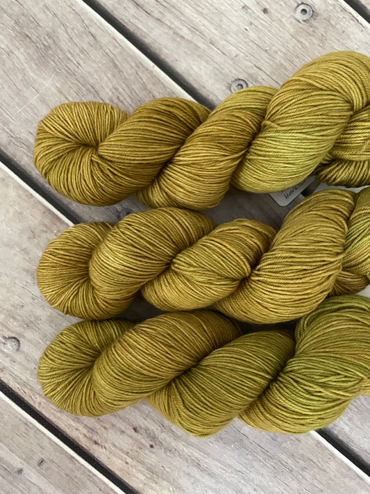 Honeyed Fern ooak - sw merino/nylon sock - Darjeeling