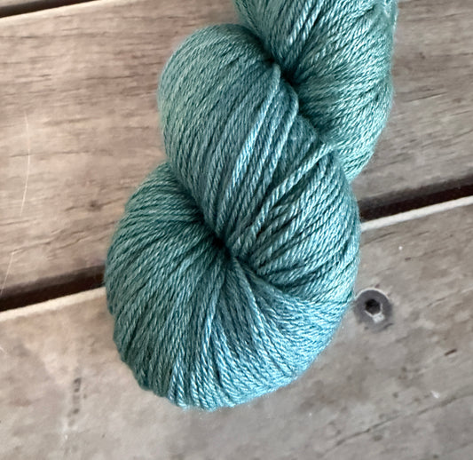 Phoenix #9 - 5 ply silk and merino - Jasmine 4