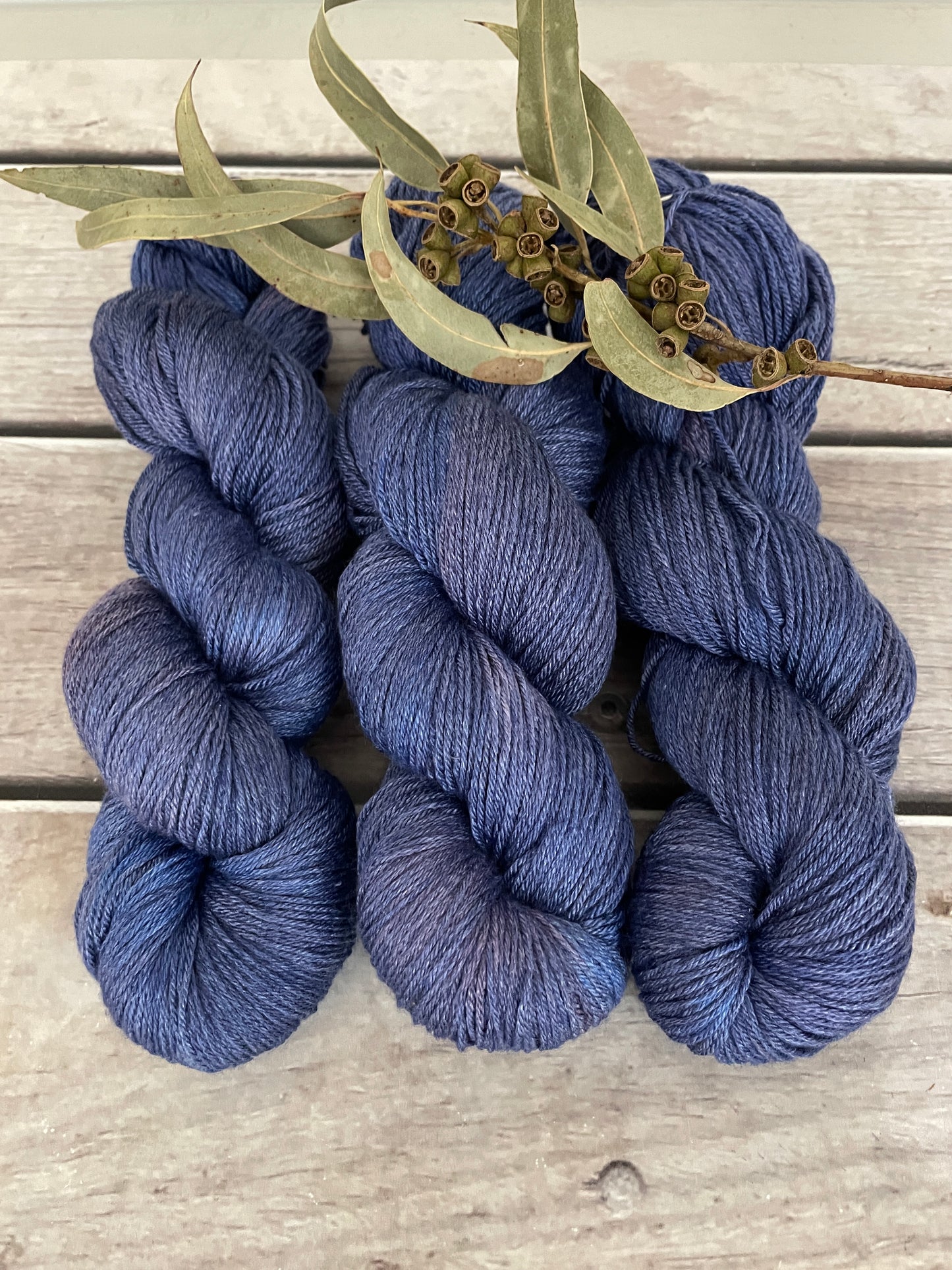 Sorrento Seas ooak - Merino/silk - 4 Ply - Jasmin4