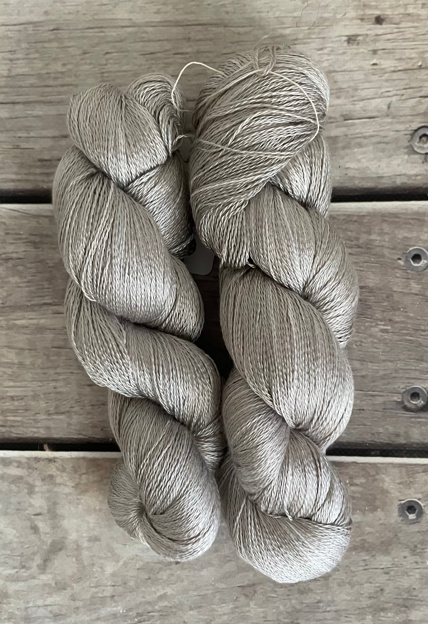 Oysters on the Bay - 2 ply in Mulberry silk - Pekoe (l)