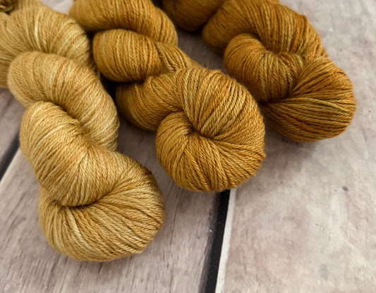 Wheatfields mini fade : Jasmine 4 merino/silk