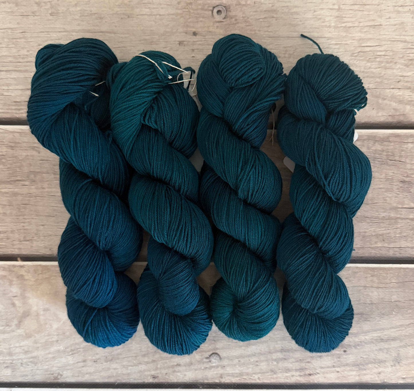 Vintage Button - 4 ply merino/nylon sock yarn - Darjeeling4