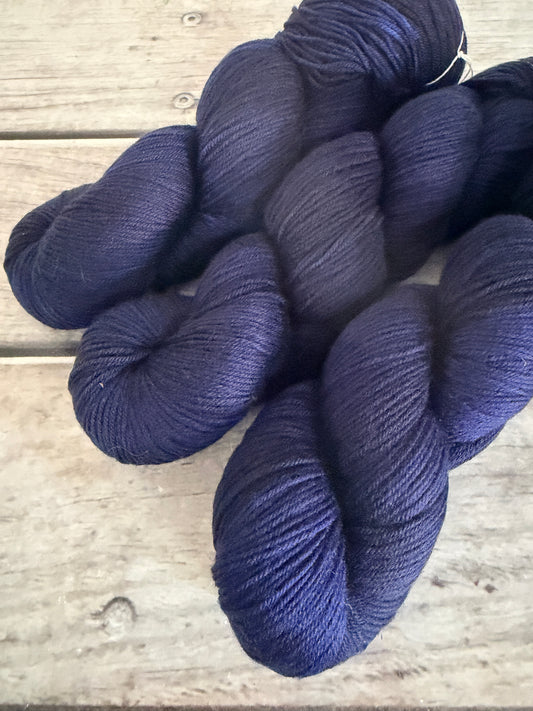 Neon Cuckoo Bee #1 - 4 ply sock yarn in merino/nylon - Darjeeling 4