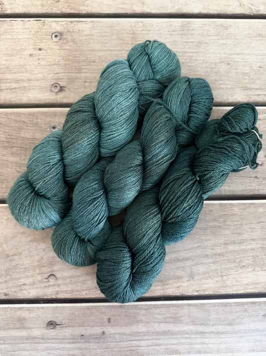Phoenix Tail Fade - 4 ply silk/ merino - Jasmine 4
