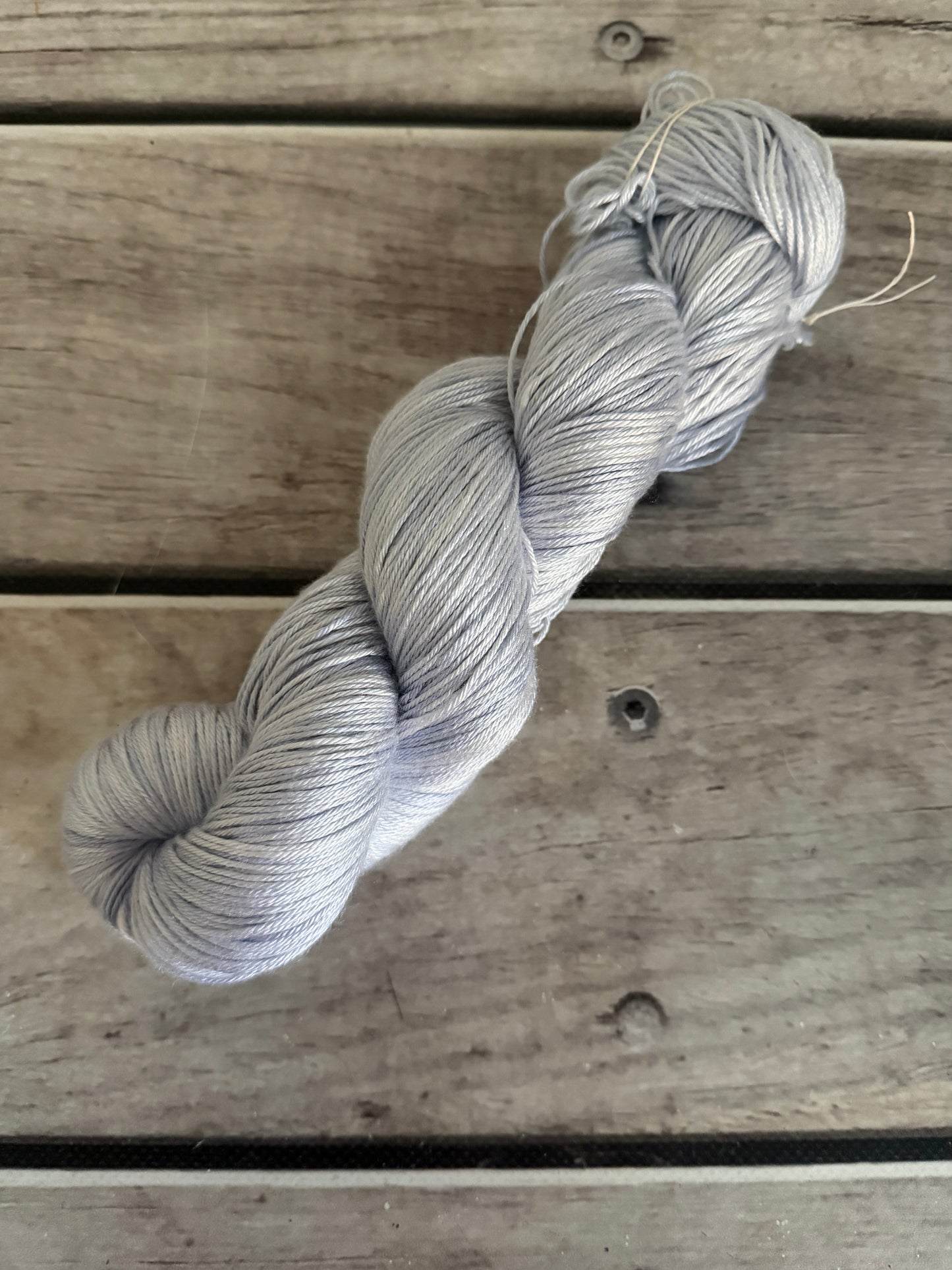 Moonlit - 4 ply in Mulberry silk - Pekoe f