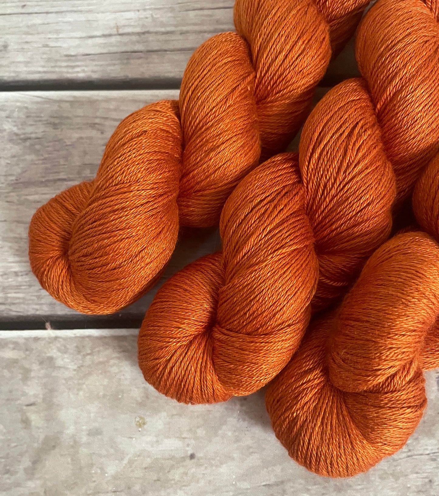 Tamarind Sunset - 4ply/fingering - silk and merino - Jasmin 4
