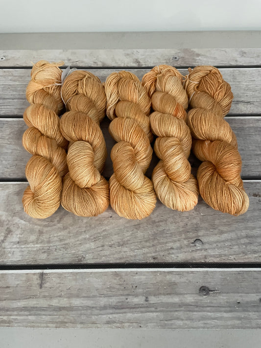 Helena Gum moth #2- Jasmine yarn - 4 ply