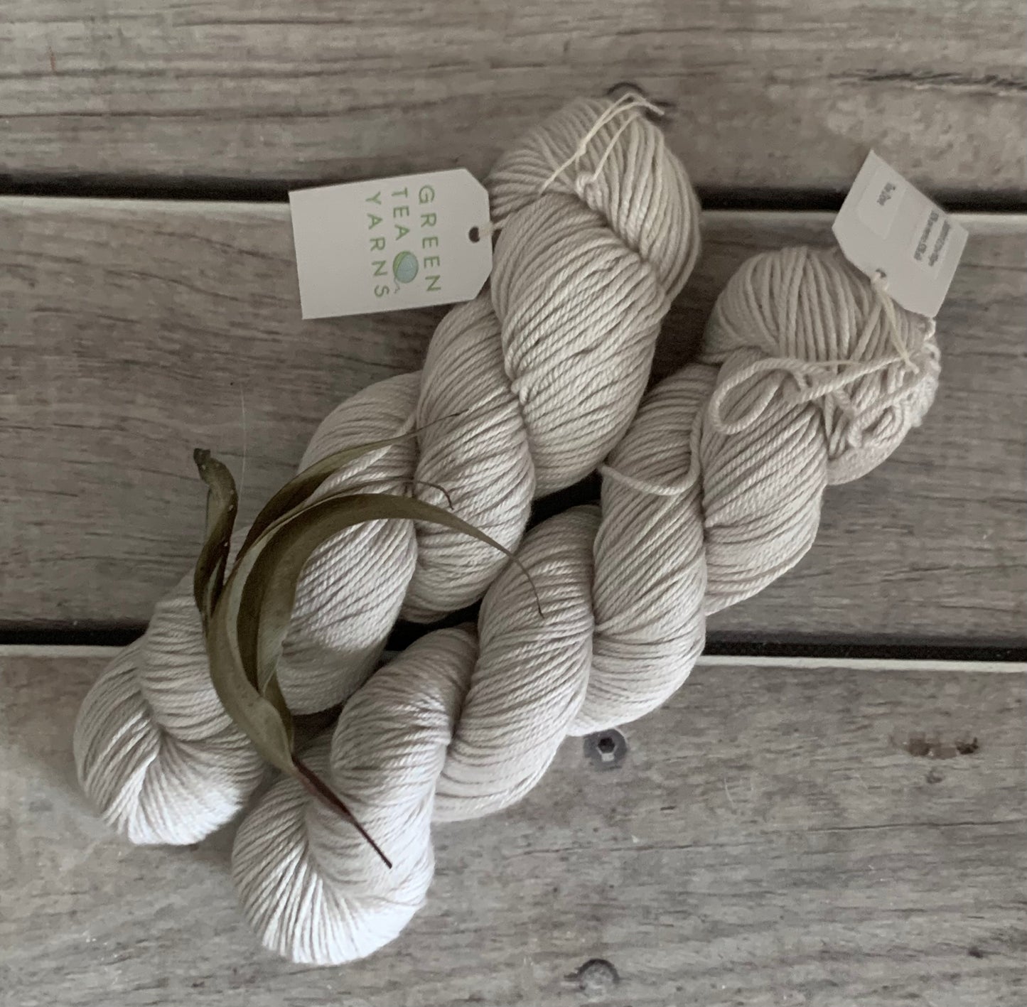 The Dove - merino/silk - Jasmin DK