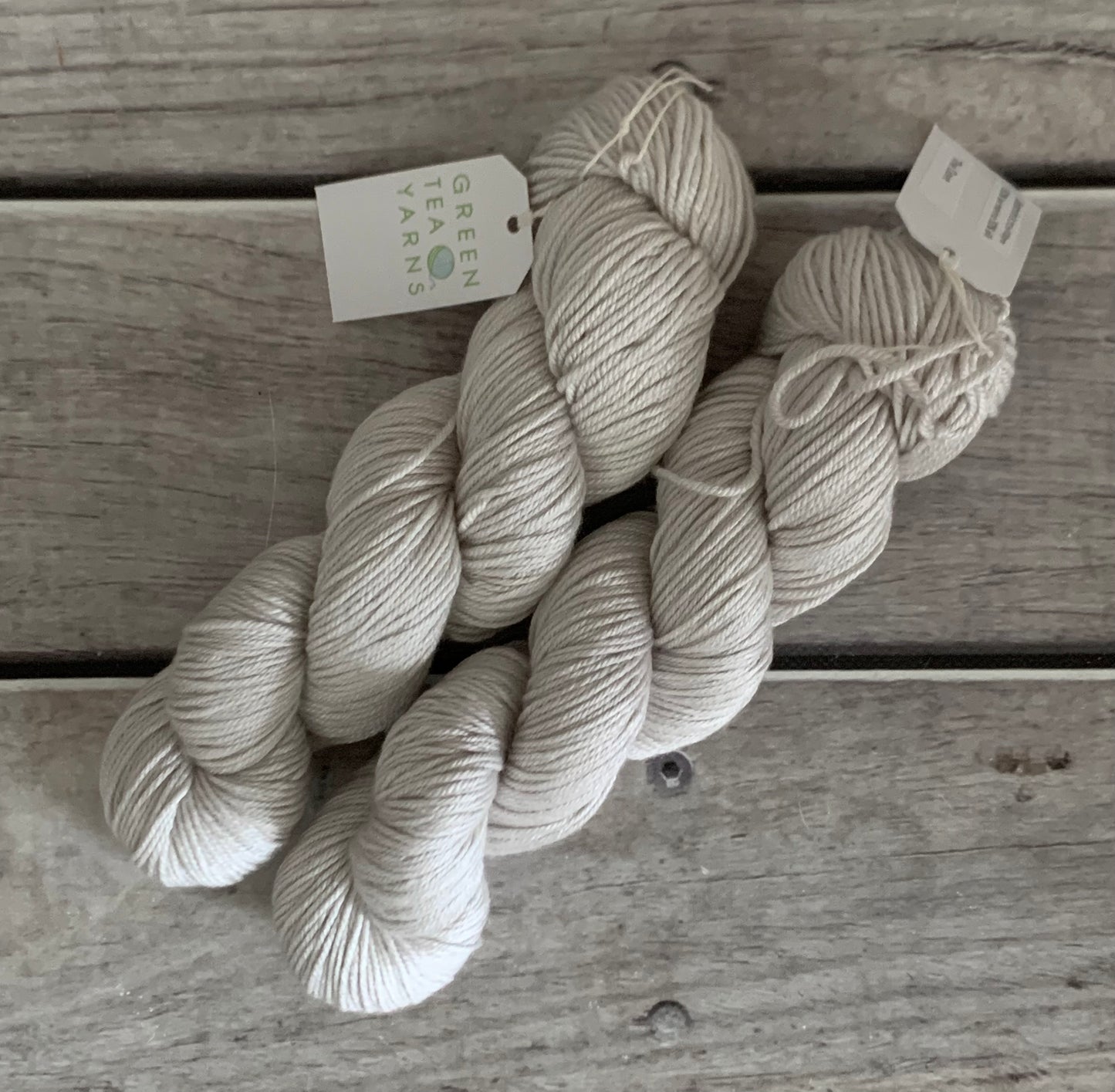 The Dove - merino/silk - Jasmin DK