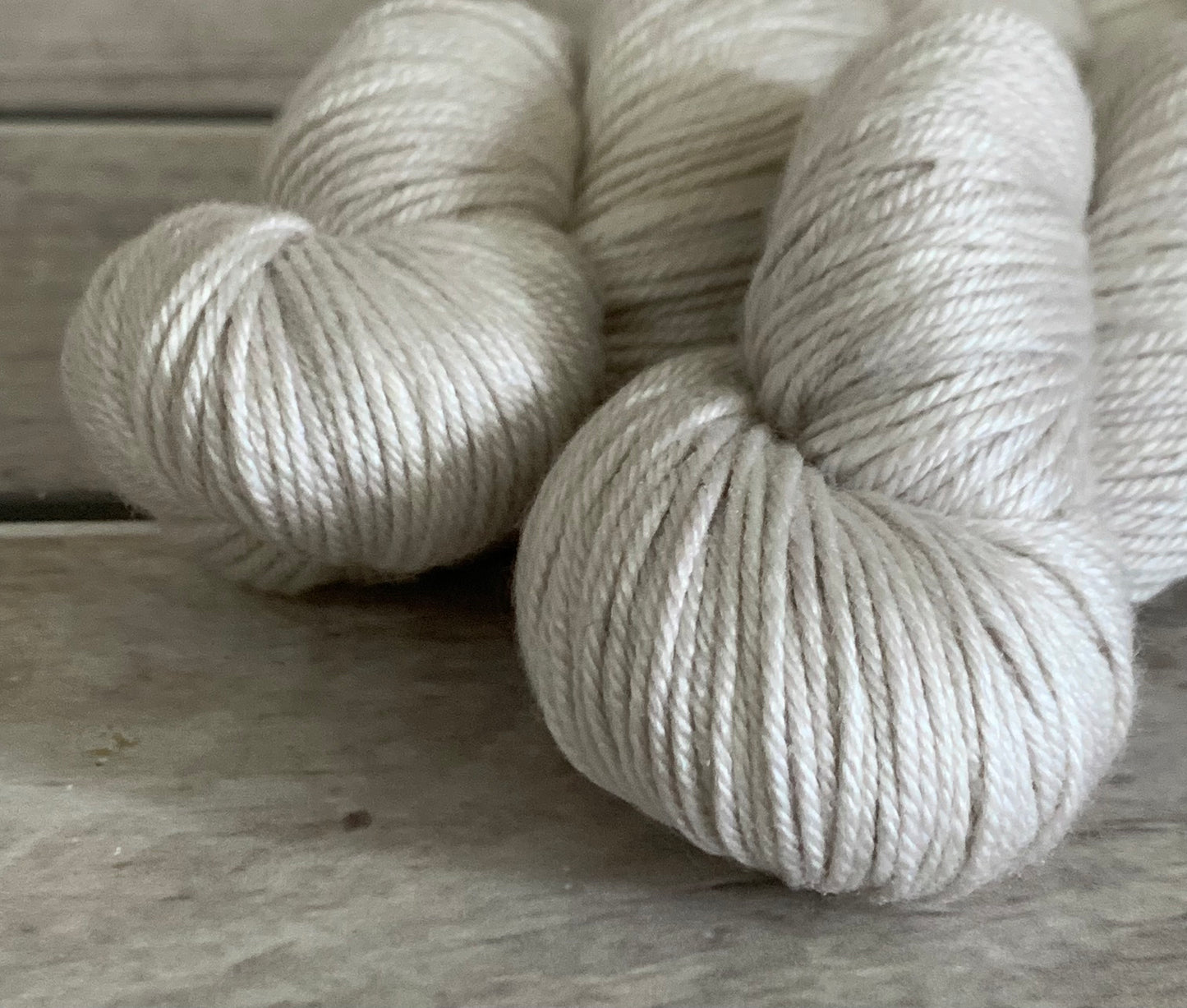 The Dove - merino/silk - Jasmin DK
