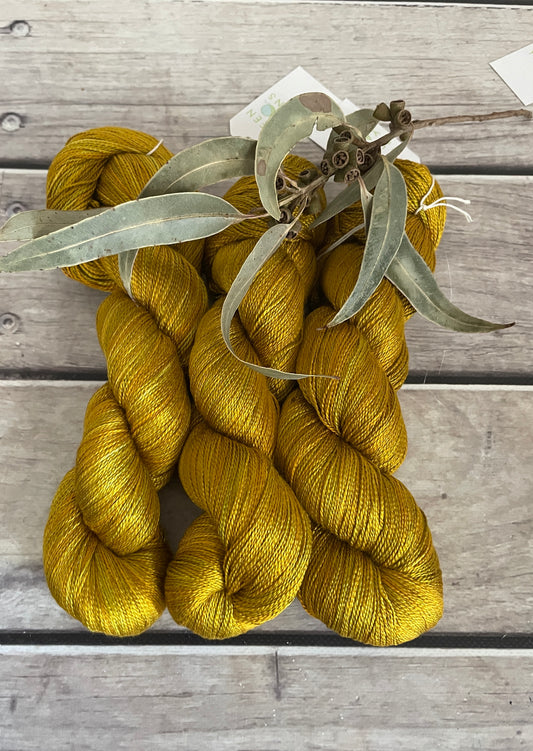 Dijon - 3 ply pure silk yarn - Ginseng hl
