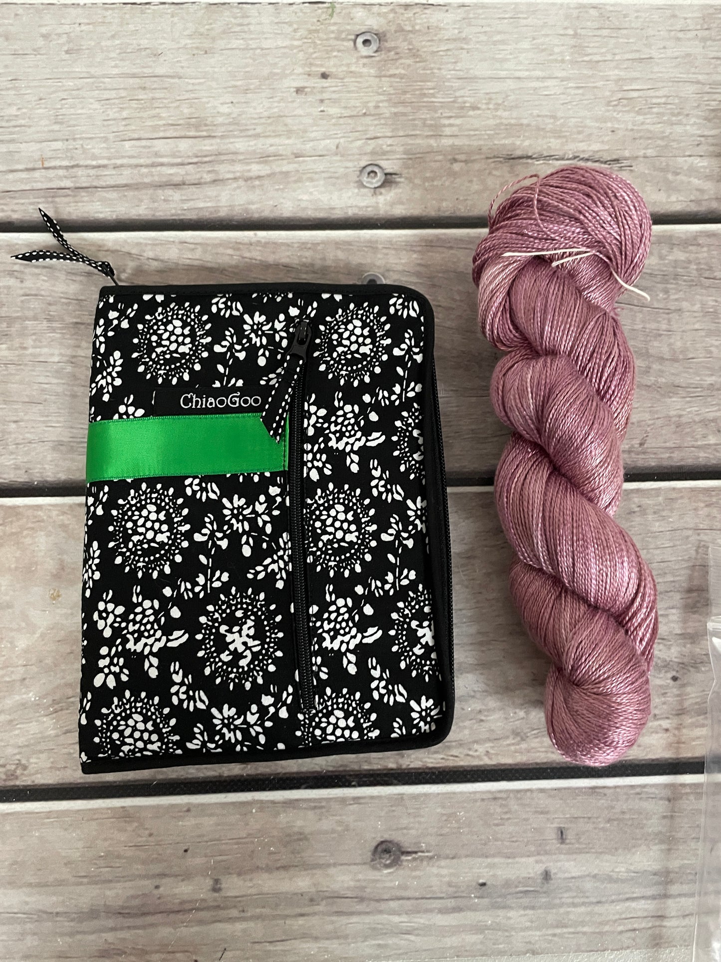 ChiaoGoo SPIN Needle set - 5" tips - Bamboo small Set - 2500 -S