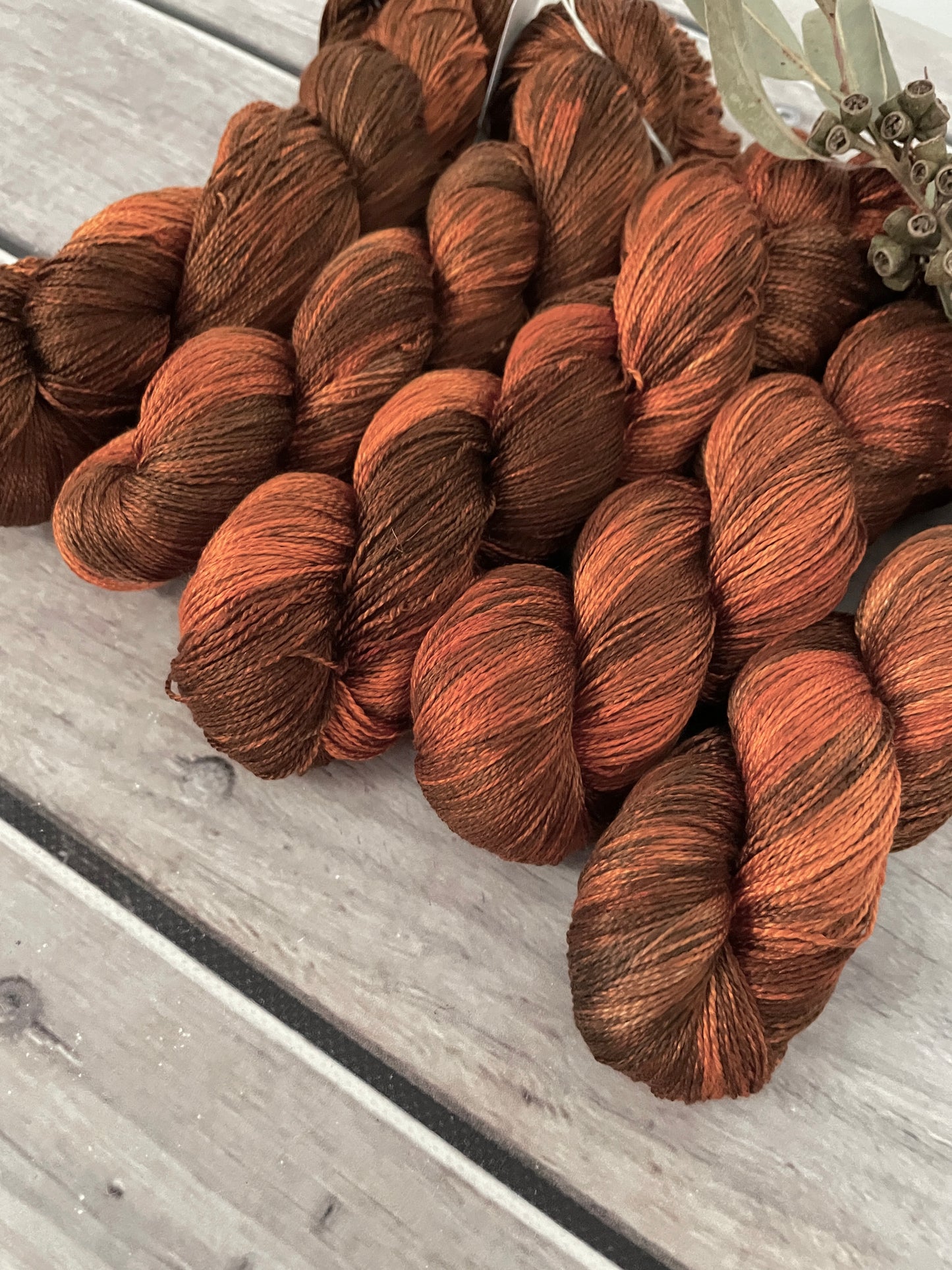 Woodend - 3 ply pure silk yarn - Ginseng hl