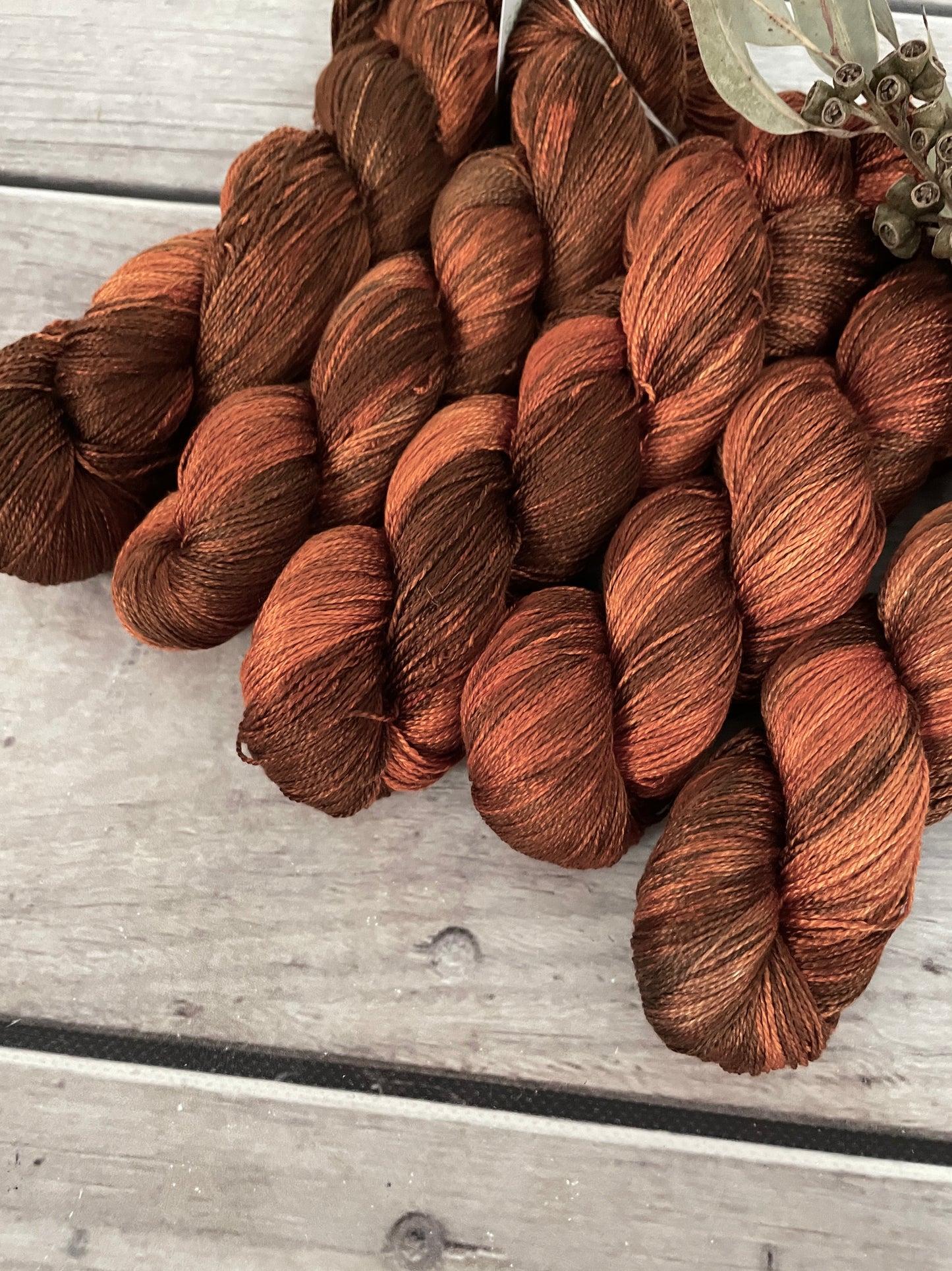 Woodend - 3 ply pure silk yarn - Ginseng hl