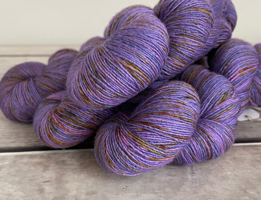 Granny's Cloak Moth #1 - Merino and Silk 4 ply single - Osmanthus