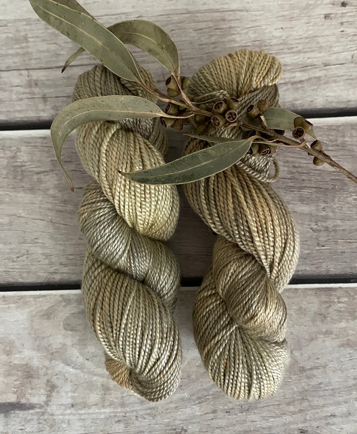 Old Gold - 8 ply silk and merino - White Cloud DK