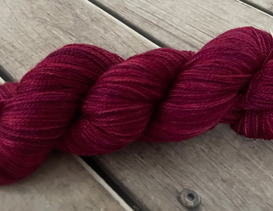 Bush Berries - Merino/silk - 2 Ply - Jasmin2