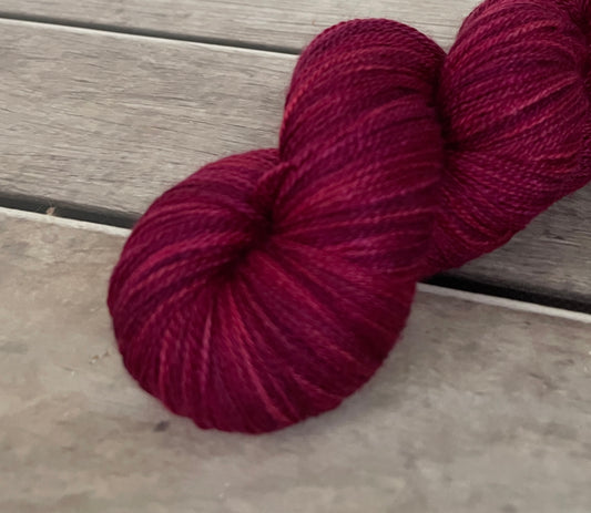 Bush Berries - Merino/silk - 2 Ply - Jasmin2