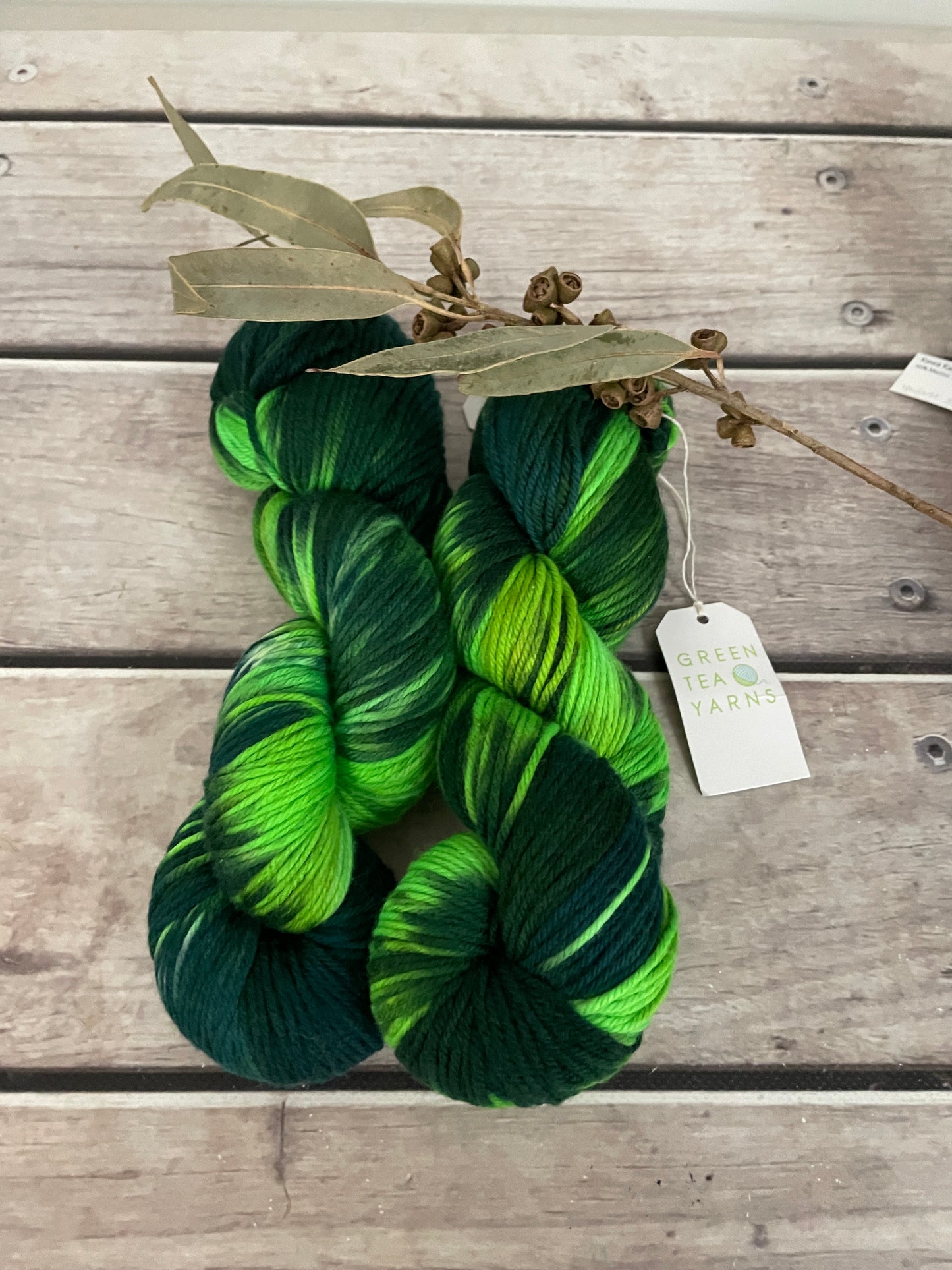 Pond Life - 8 ply merino and nylon sock yarn - Darjeeling DK