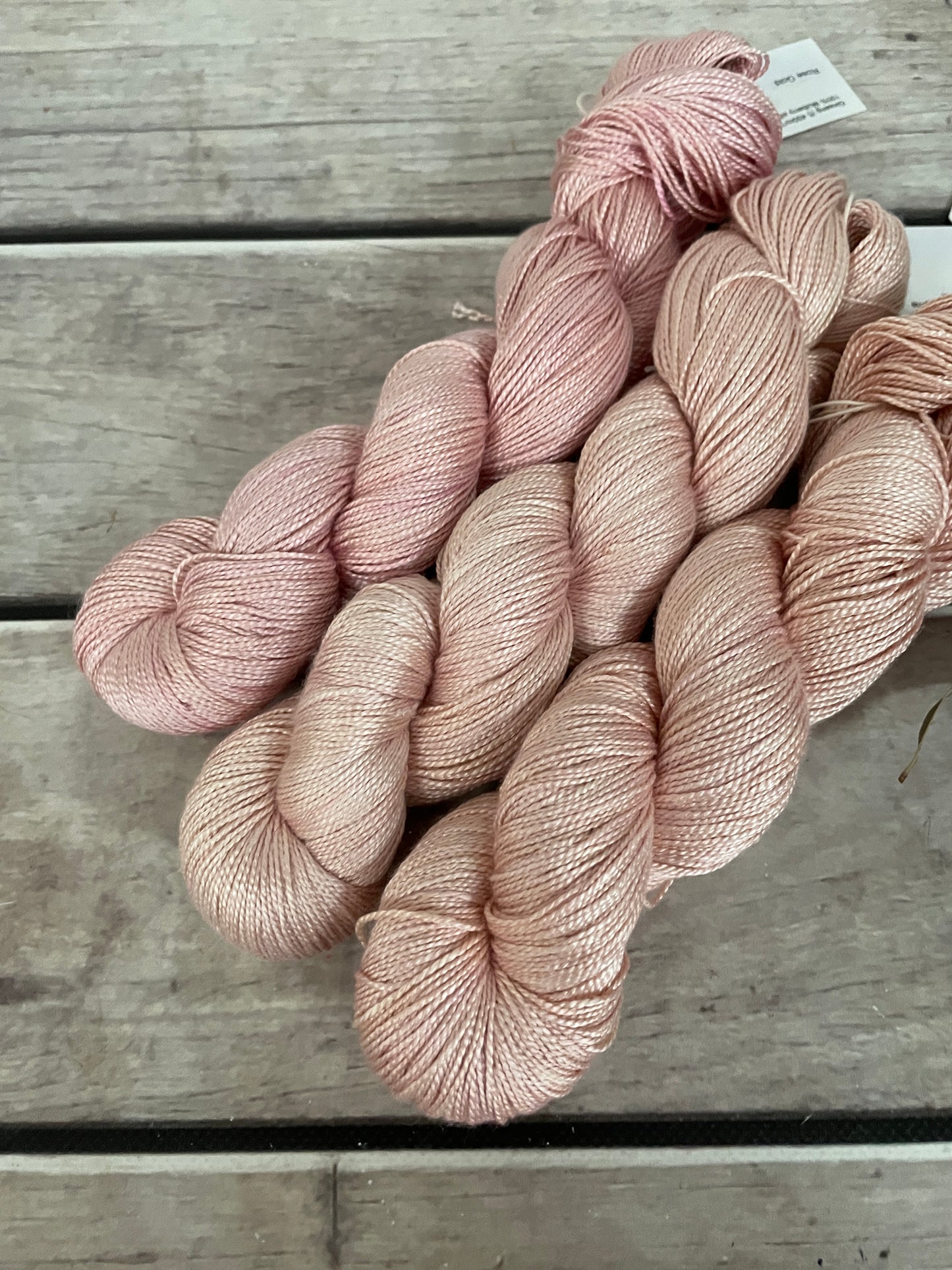 She Sells Seashells - 4 ply in Mulberry silk - Ginseng