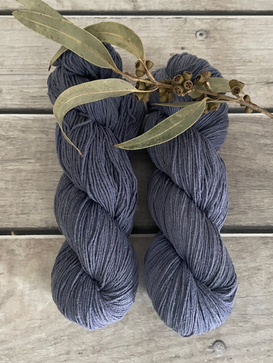 Organza Skirt on Tai Ping... 100% bourette silk - 4 ply