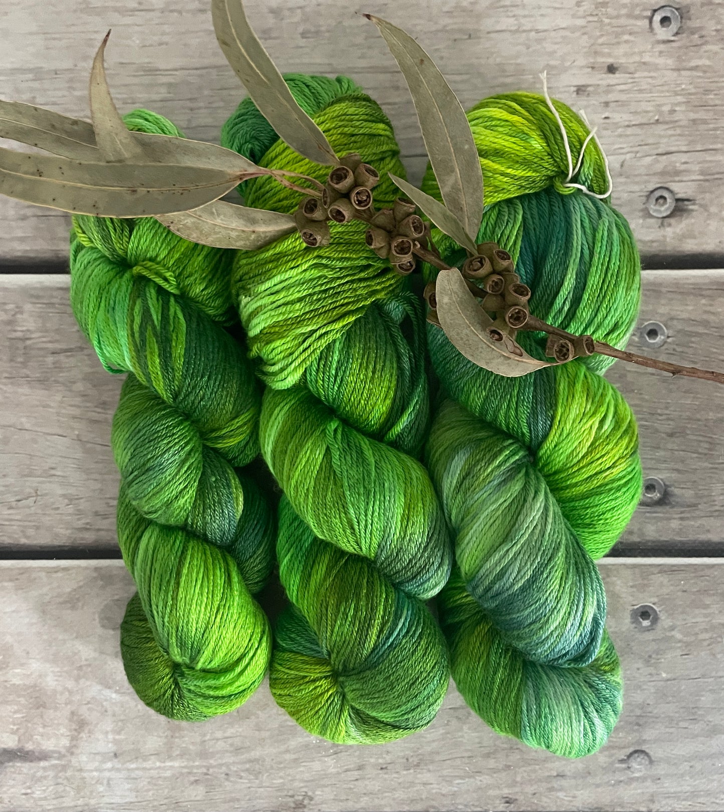 Pond Life - Merino/silk - 4 Ply - Jasmine