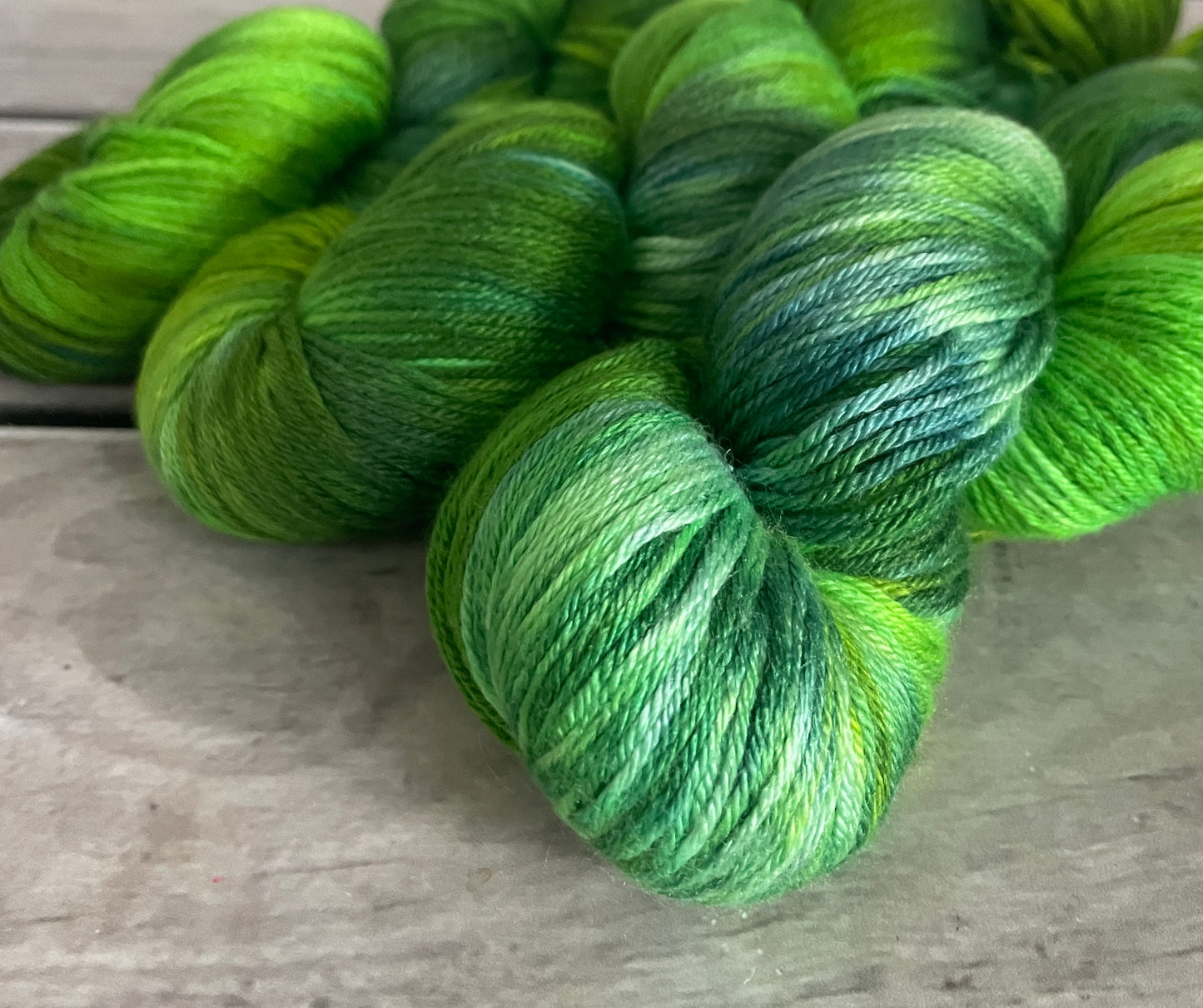 Pond Life - Merino/silk - 4 Ply - Jasmine