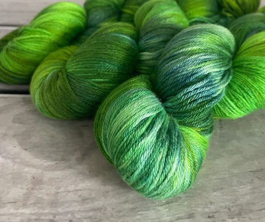 Pond Life - Merino/silk - 4 Ply - Jasmine