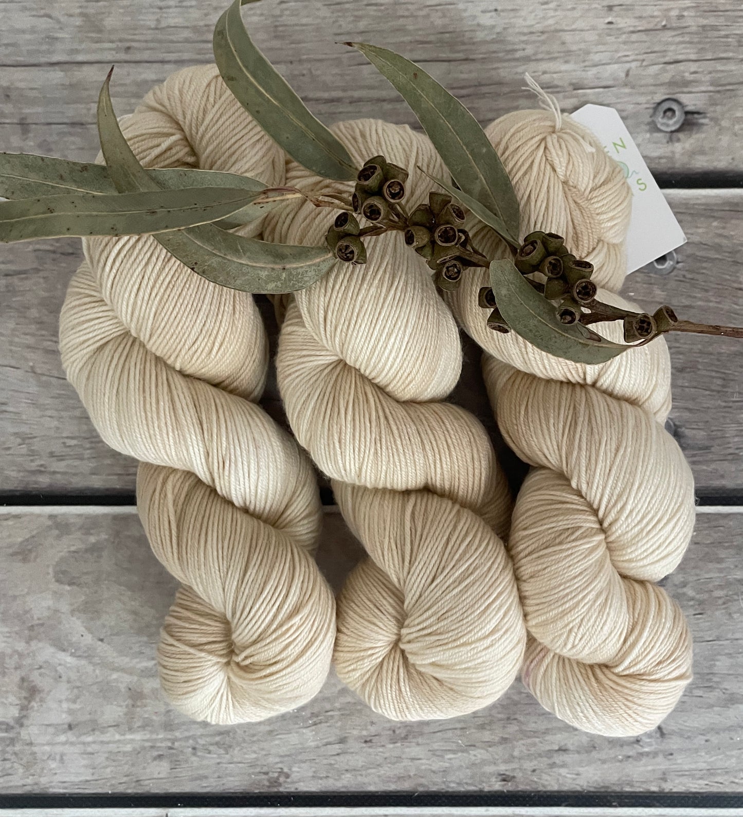 Pale Gold - 4 ply merino/nylon sock yarn - Darjeeling