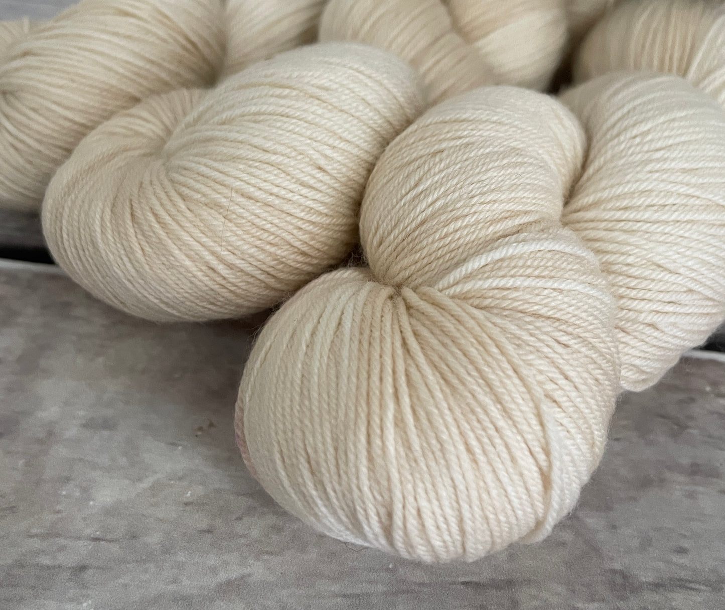 Pale Gold - 4 ply merino/nylon sock yarn - Darjeeling