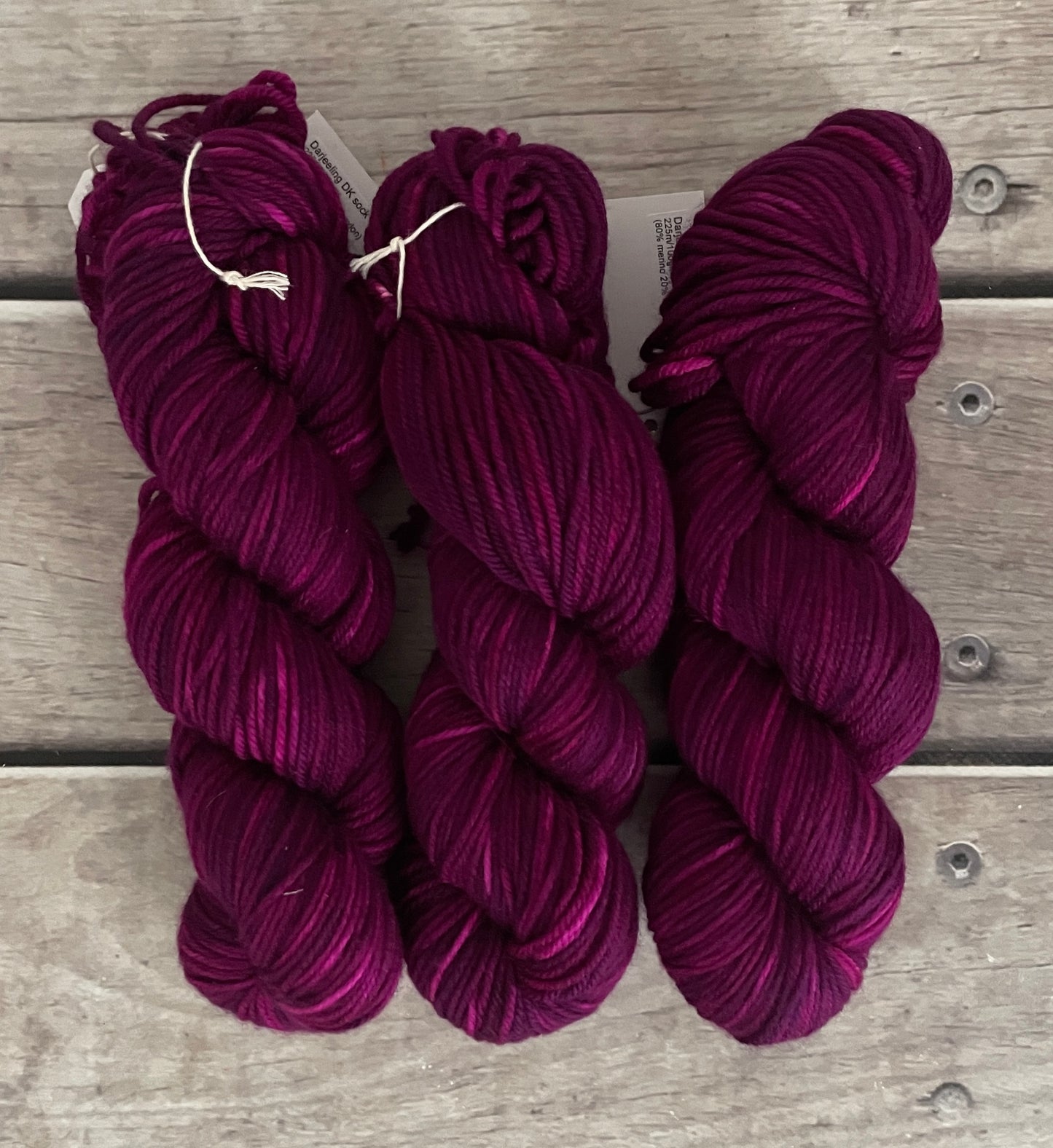 Theatrics ooak - Darjeeling DK sock yarn - 8 ply