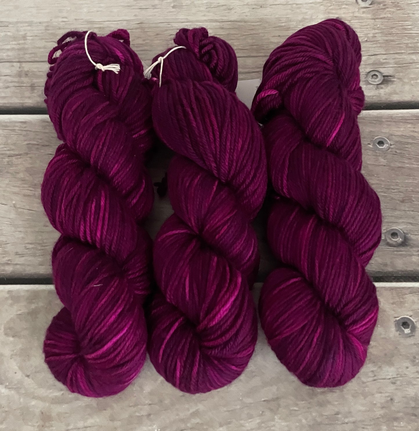 Theatrics ooak - Darjeeling DK sock yarn - 8 ply