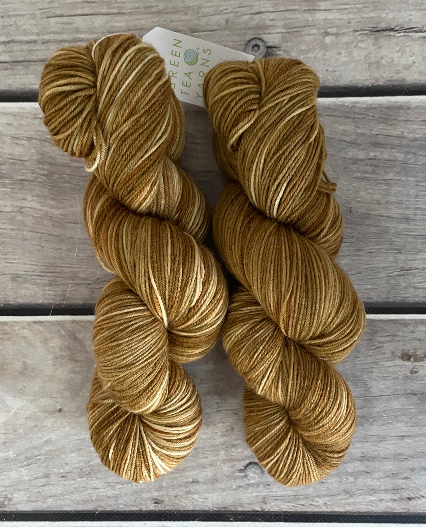 Honeybush ooak - Darjeeling sock yarn - 4 ply