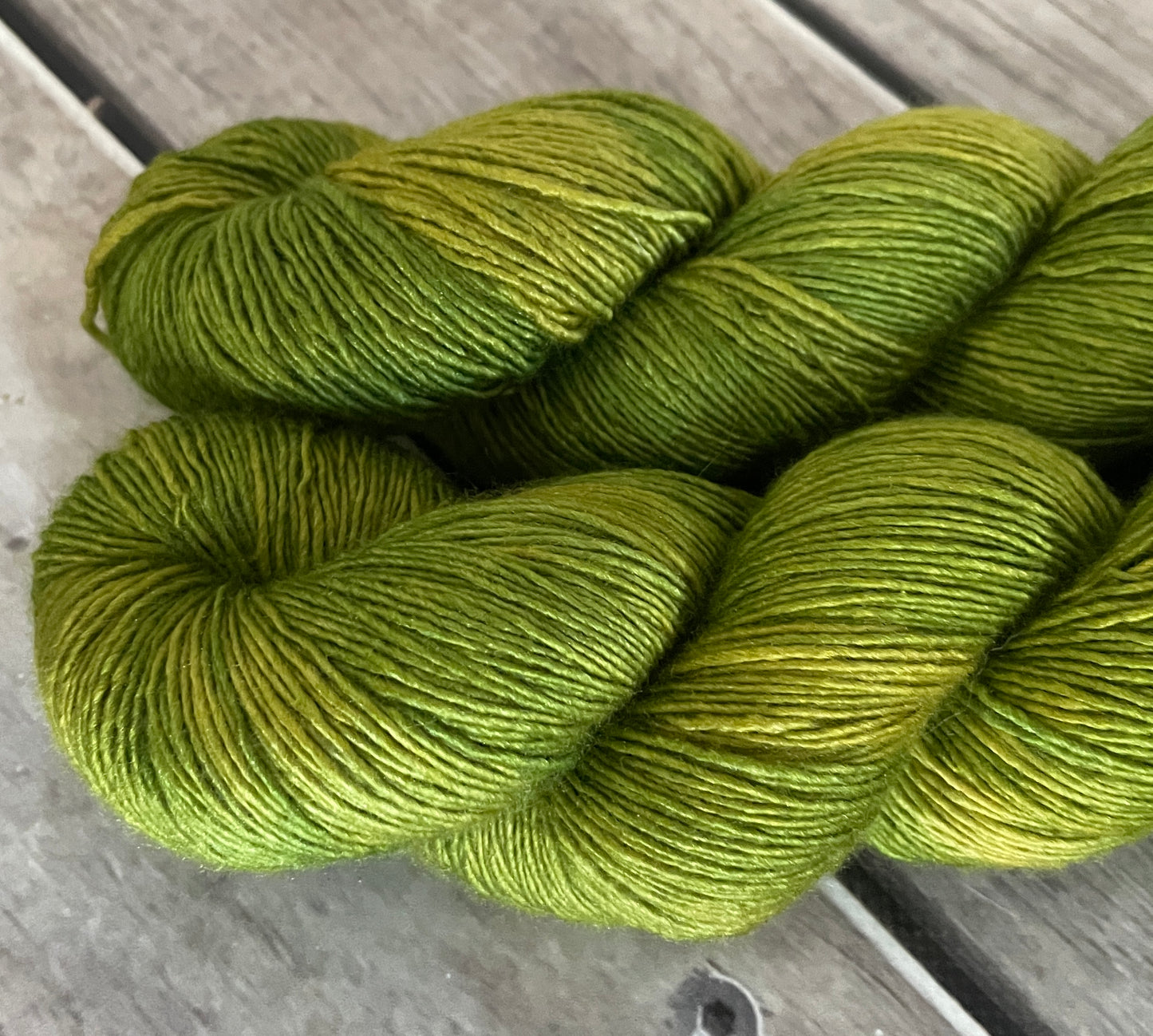Pickle on Merino and Silk 4 ply single - Osmanthus