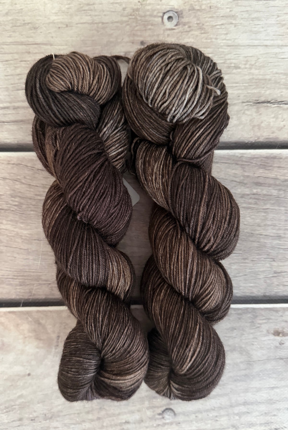 Gryphon's Toe - Darjeeling 4 ply sock yarn merino/nylon