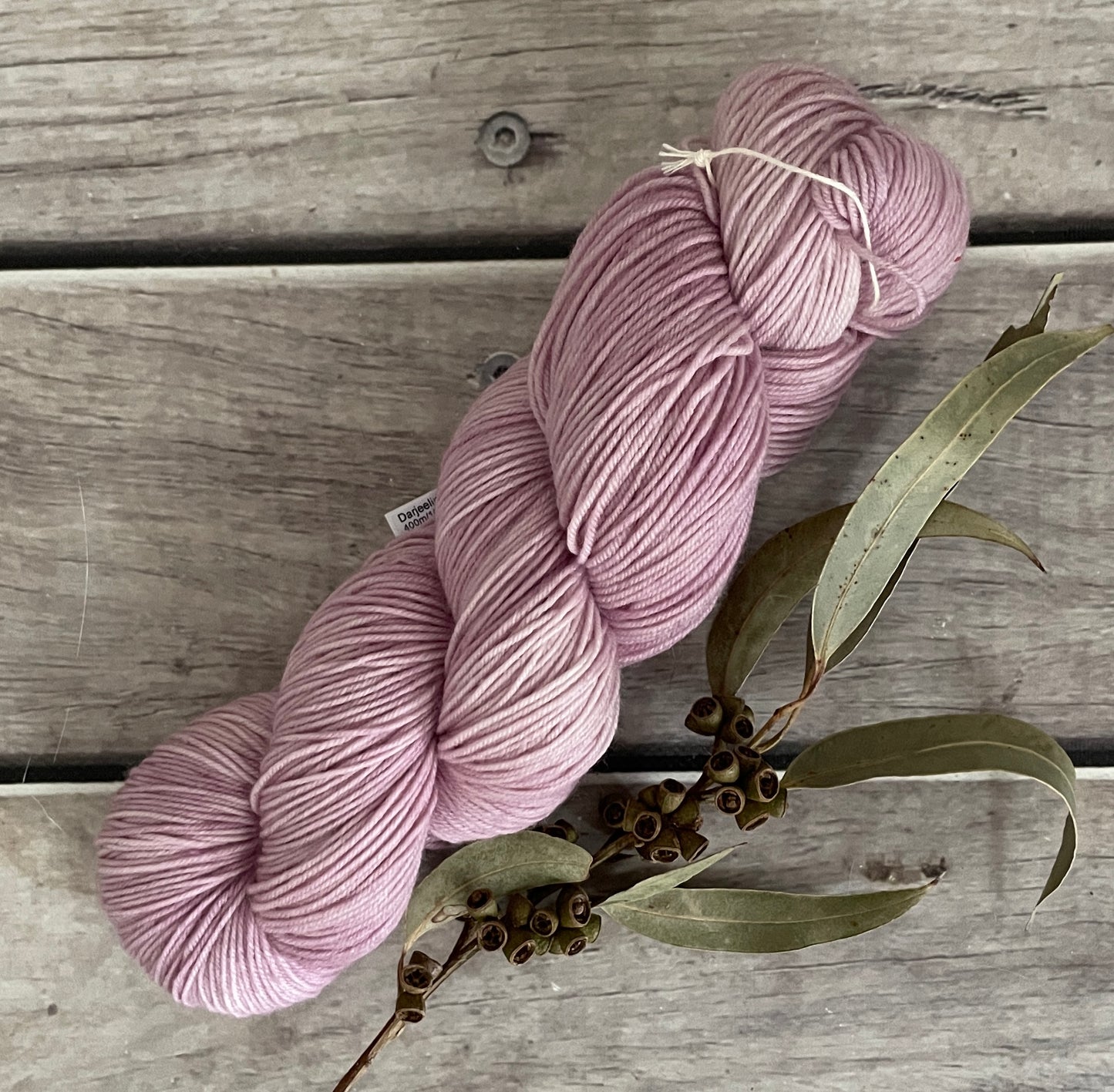 Soft Rose - 4 ply sock yarn in merino and nylon - Darjeeling 4