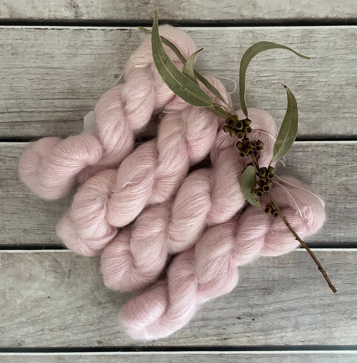 She sells Seashells - 2 ply Silk / Mohair - Shui Yun