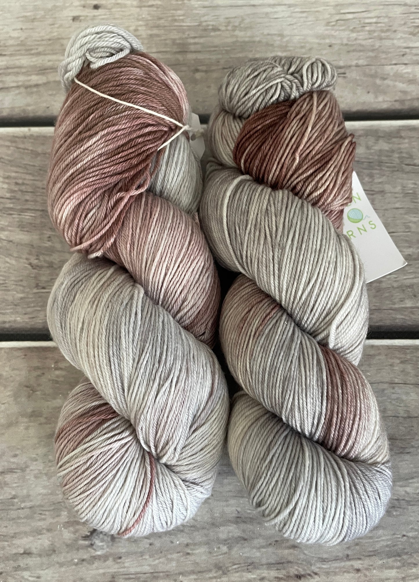 Silvereye Underside - 4 Ply sock yarn in merino/nylon - Darjeeling