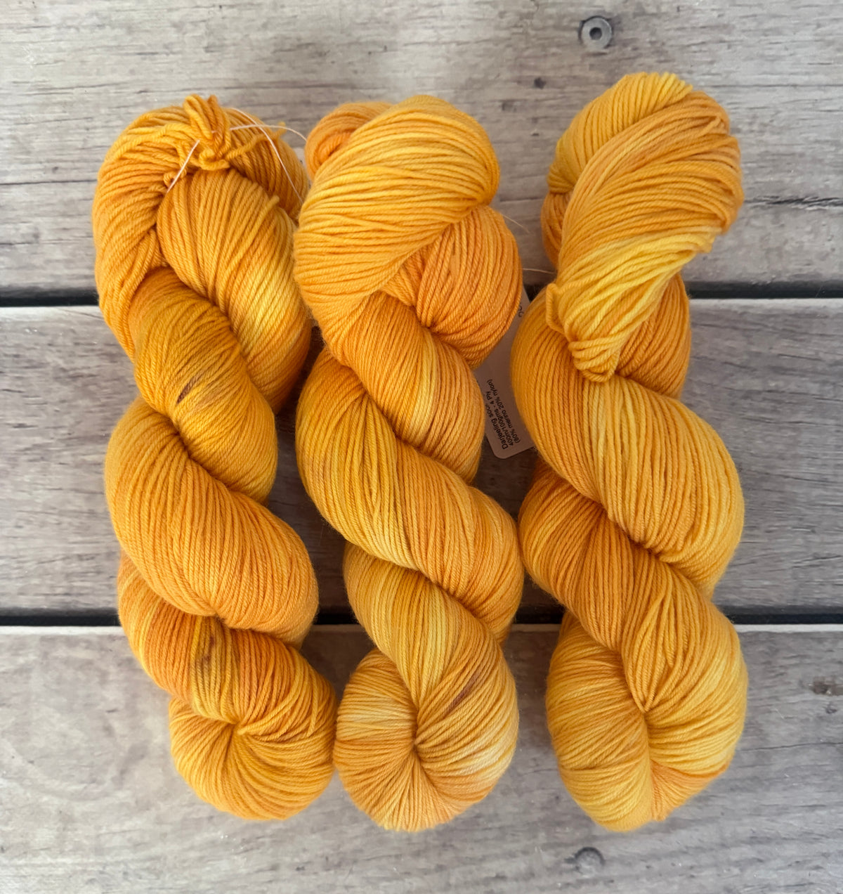 Mango Melt ooak - Darjeeling sock yarn - 4 ply