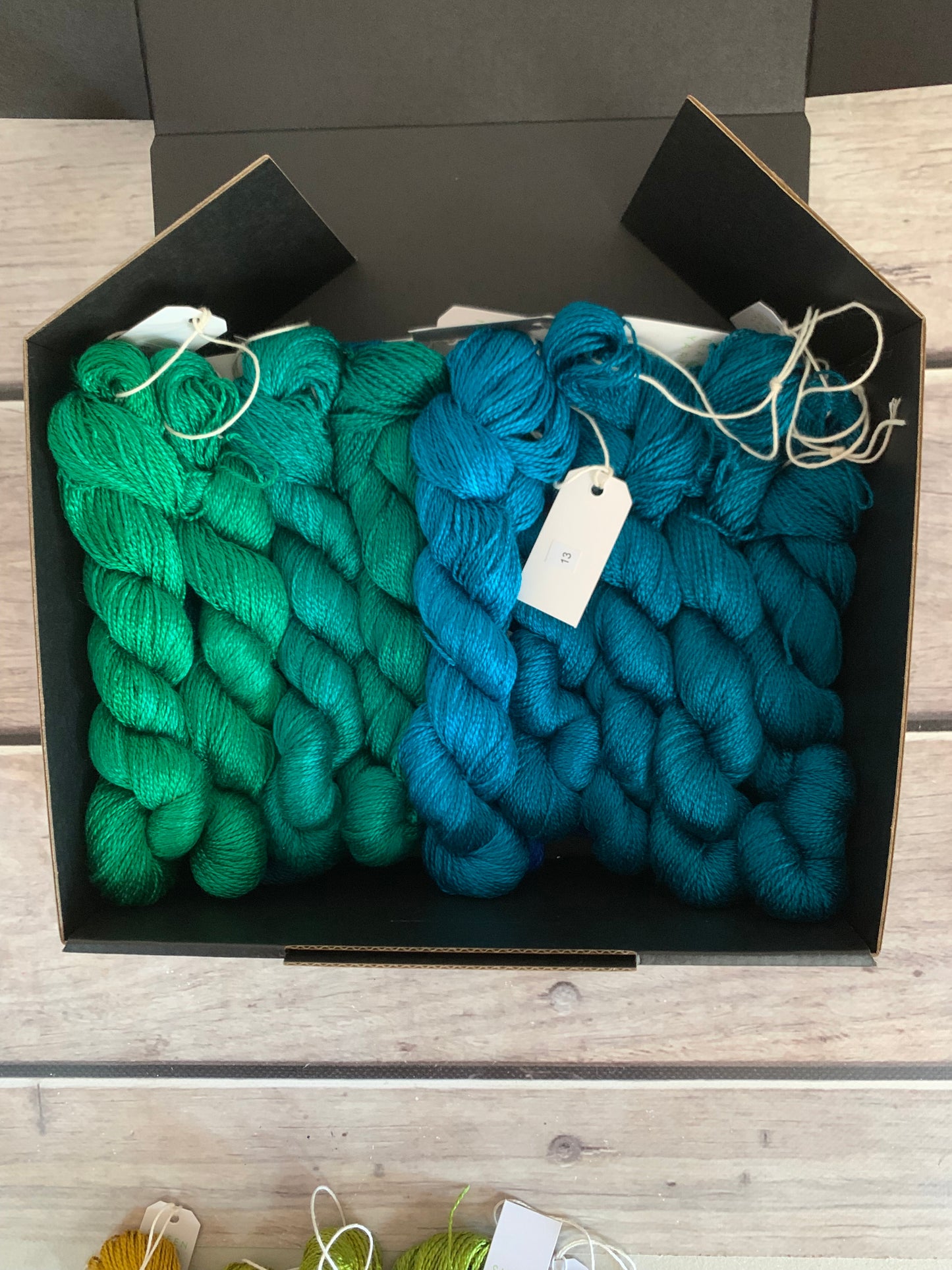 The Peacock set - 3 Ply Mulberry Silk - Ginseng hl