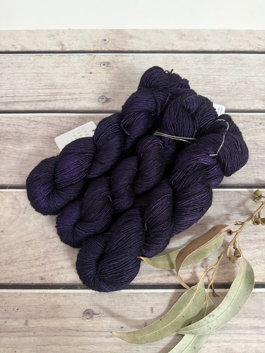 Percy's Purple - Merino and Silk 4 ply single - Osmanthus