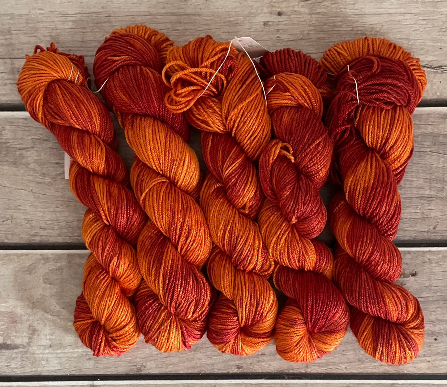Burnt Leaf - silk wool Jasmine 8 ply yarn - DK