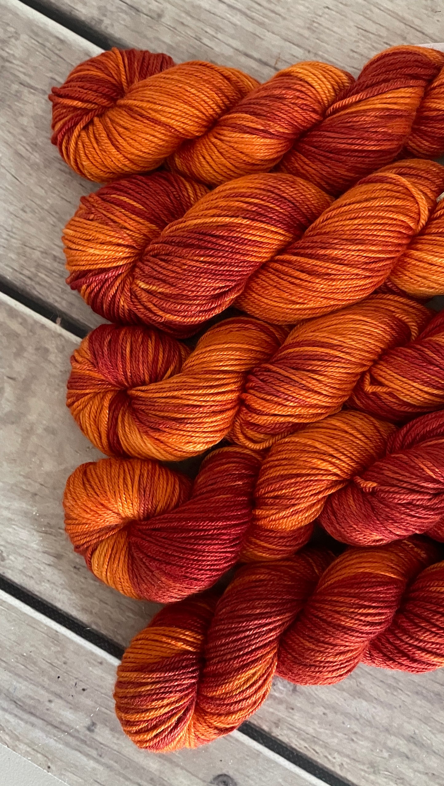 Burnt Leaf - silk wool Jasmine 8 ply yarn - DK