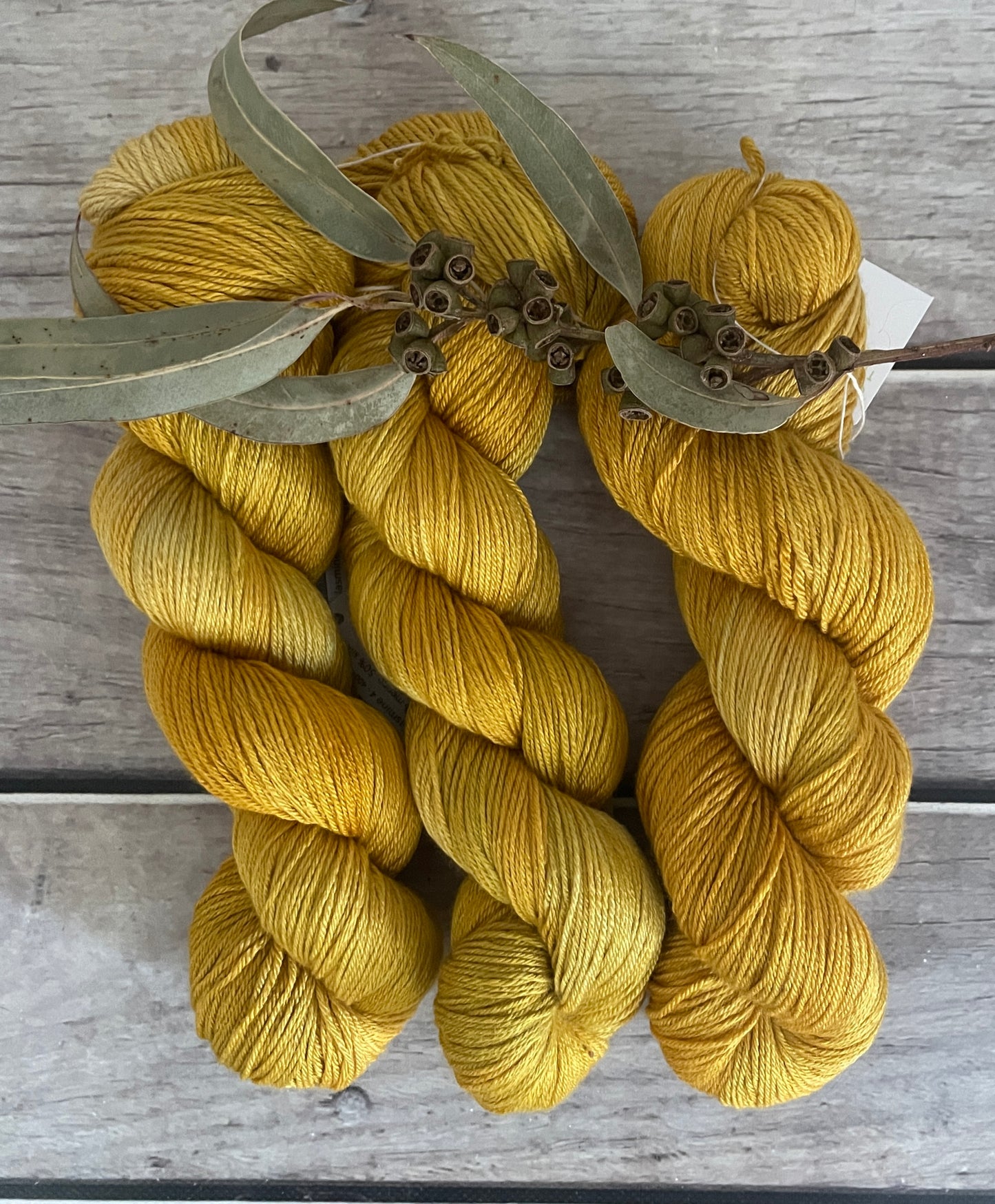 Honeysuckle ooak - Merino/silk - 4 Ply - Jasmine