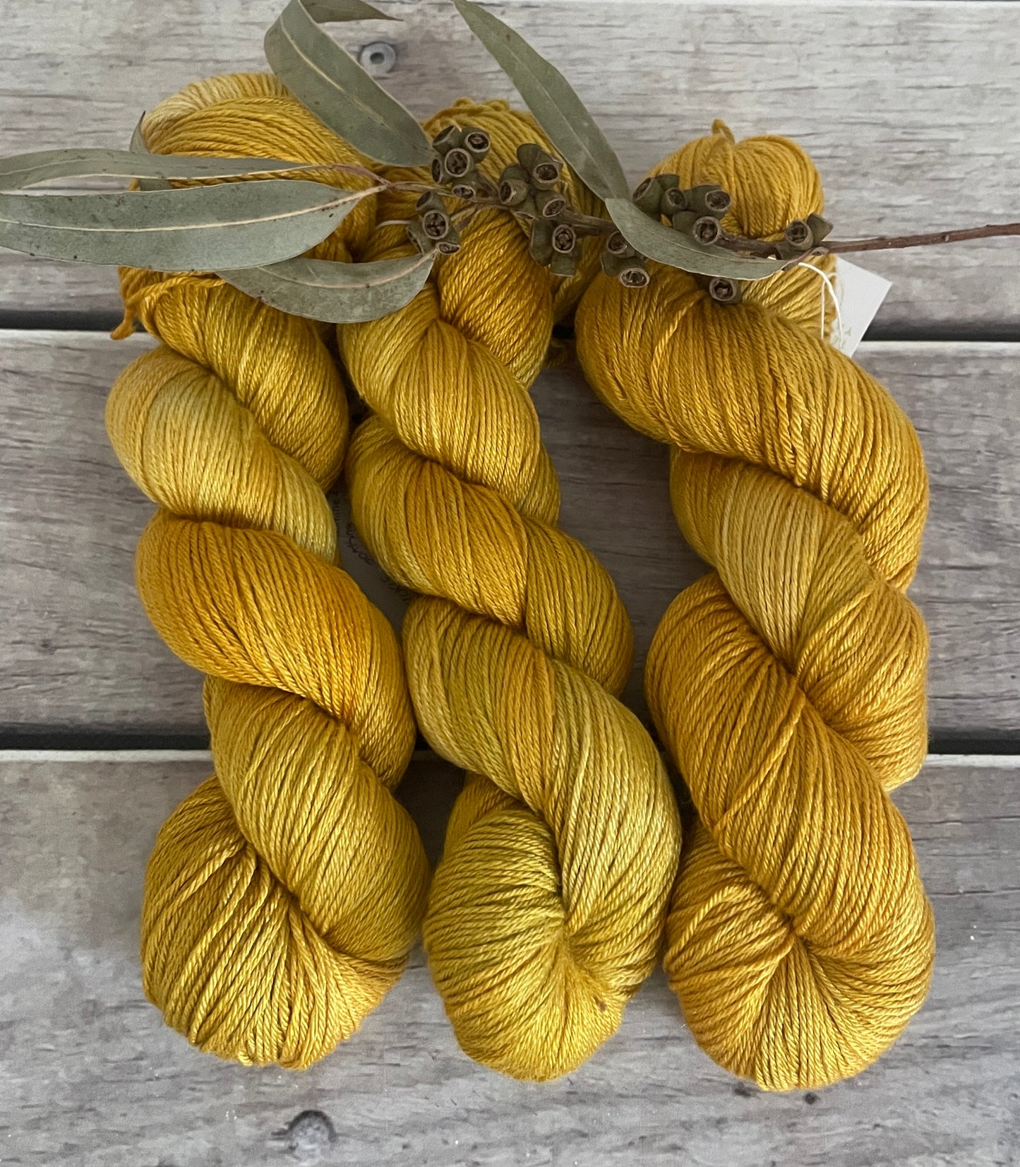 Honeysuckle ooak - Merino/silk - 4 Ply - Jasmine