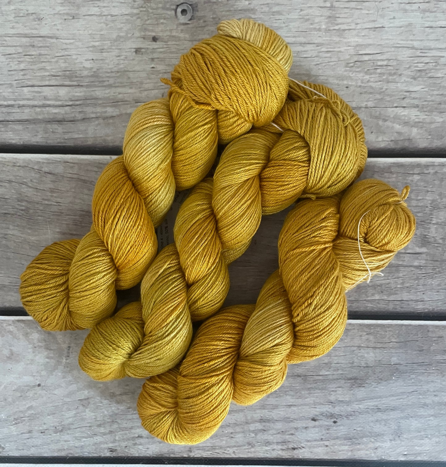 Honeysuckle ooak - Merino/silk - 4 Ply - Jasmine